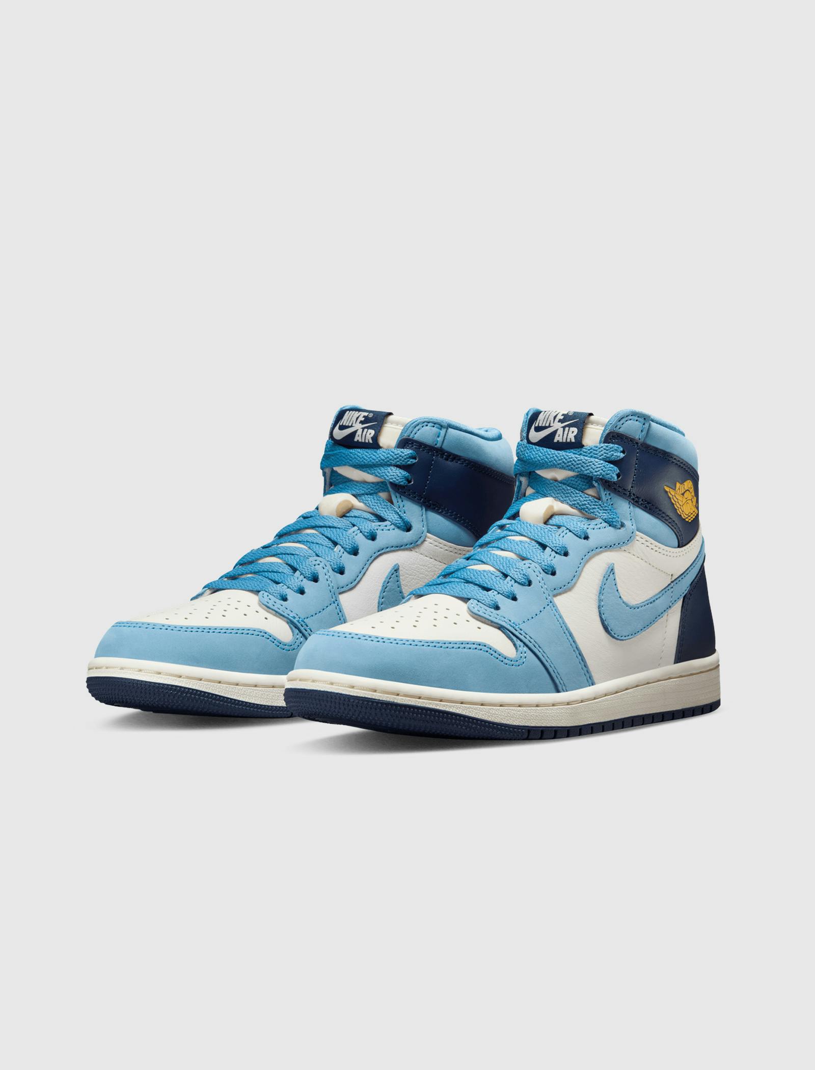スニーカー Nike Air Jordan 1 Retro High OG First In Flight Women's Shoe Buy Wmns Air Jordan 1 Retro High OG 'First in Flight