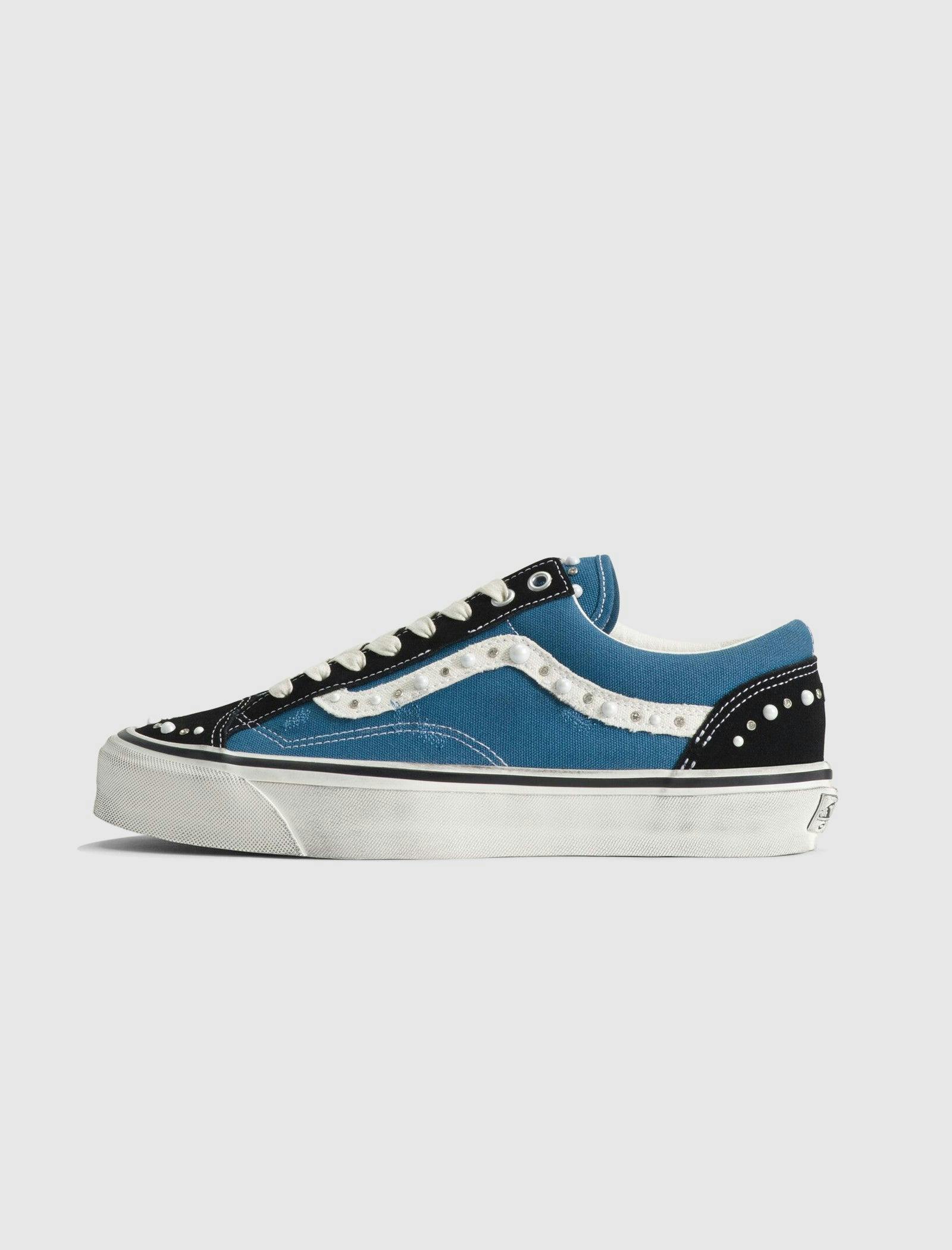 Hero image for VANS PREMIUM LX OLD SKOOL 36 PEARLIZED  "BLACK/NAVY"