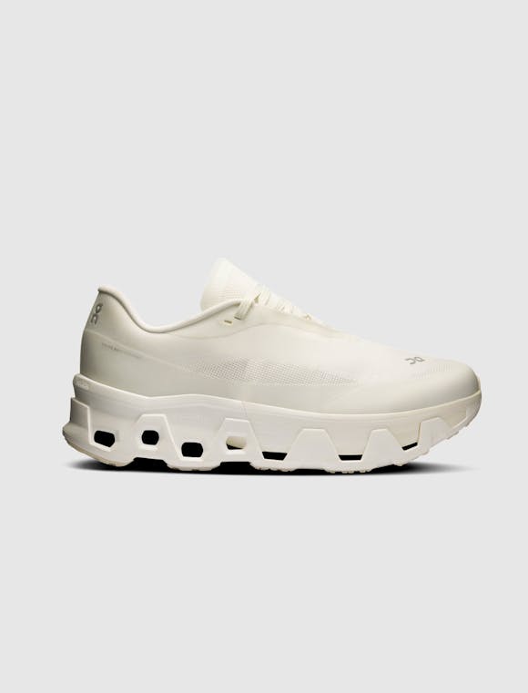 Hero image for ON RUNNING X POST ARCHIVE FACTION CLOUDMONSTER HYPER "WHITE"