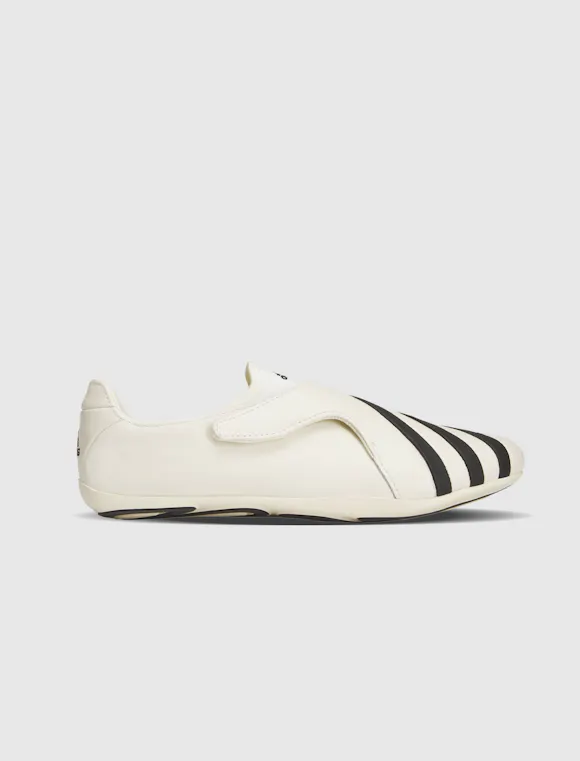 Hero image for PHARRELL WILLIAMS X ADIDAS VARIO FLAT EARTHER "WHITE/BLACK"