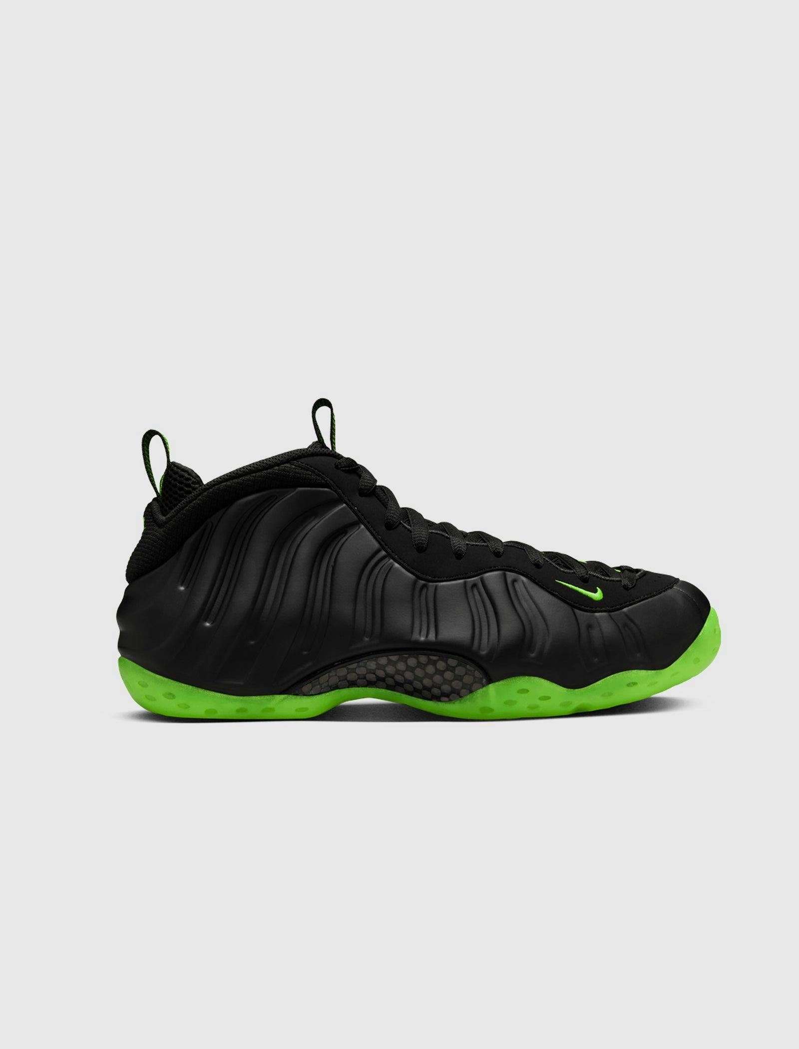 volt volt black foamposite