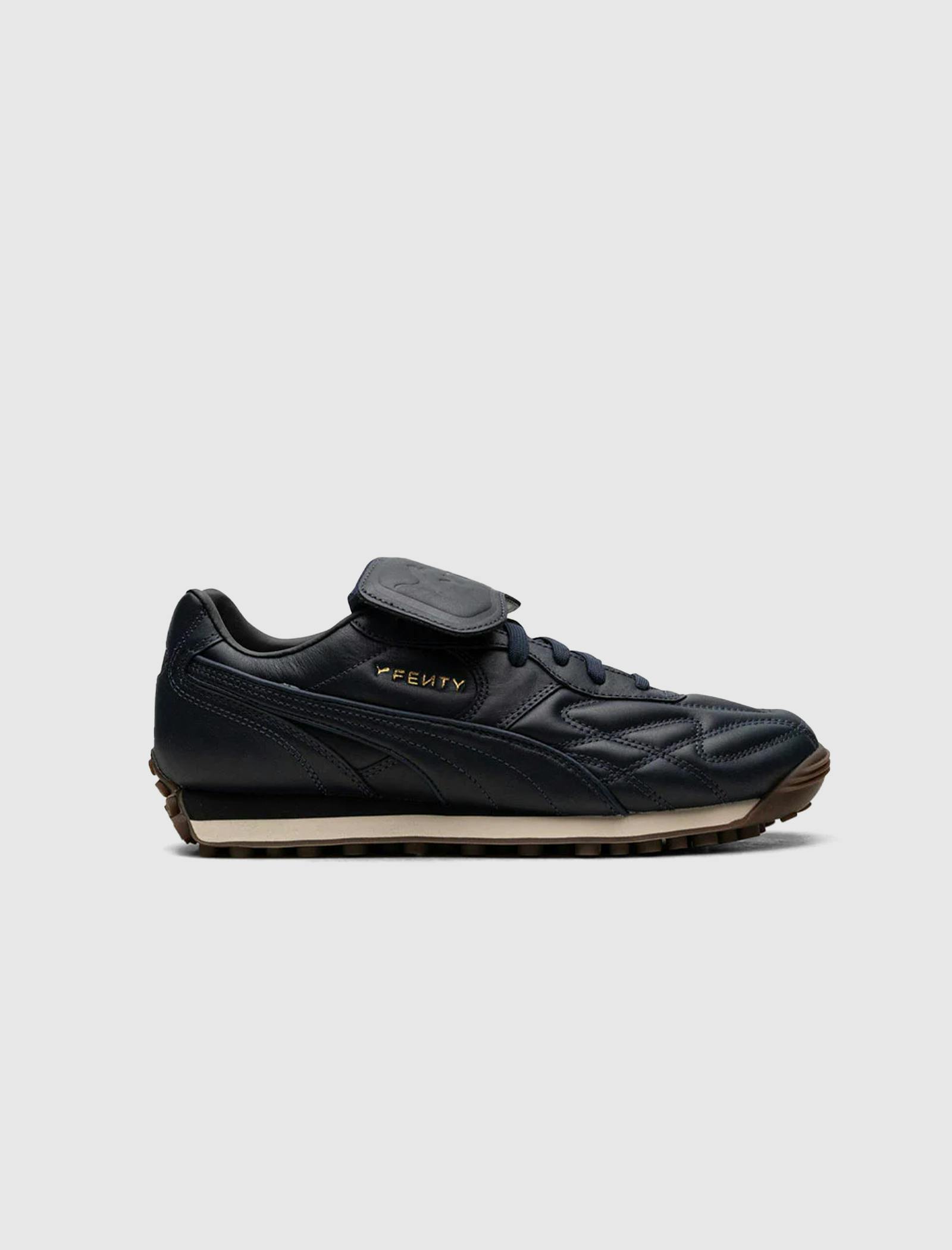 贅沢品 PUMA FENTY X AVANTI L  靴