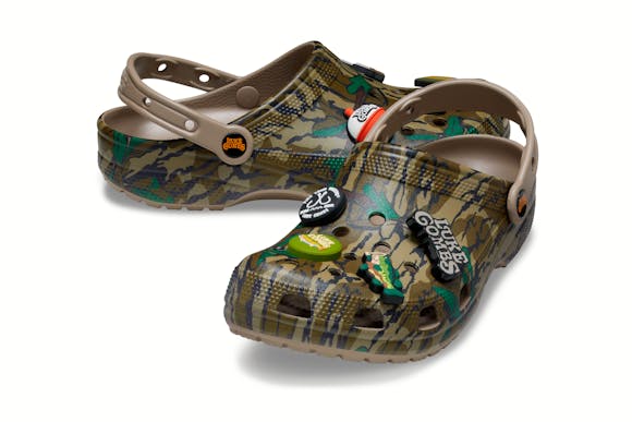 Luke combs discount crocs realtree